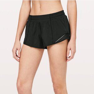 Lululemon Hotty Hot 2.5" Short